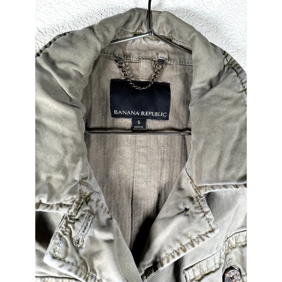 Army green quiet luxury utility jacket Banana Republic S - Picture 2 of 13